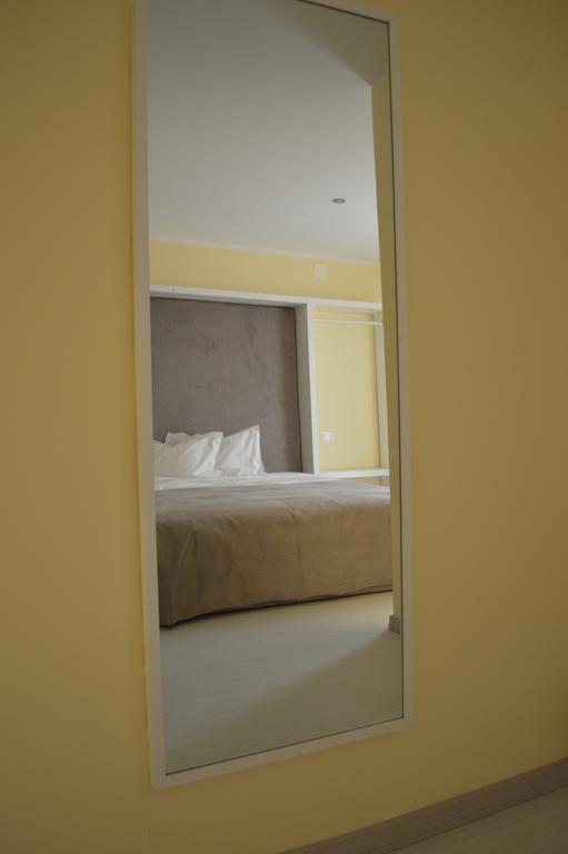 Hotel Nova Buzau Ngoại thất bức ảnh